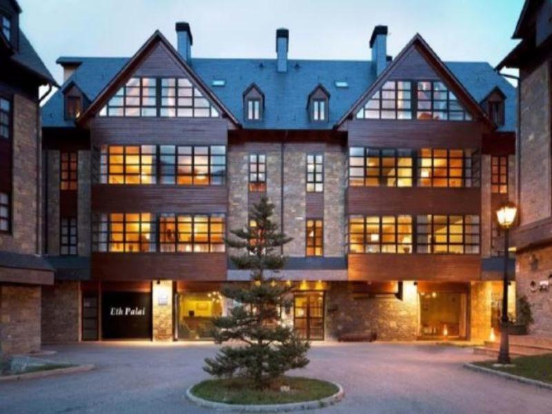 Eth Palai Aparthotel Vielha Eksteriør bilde
