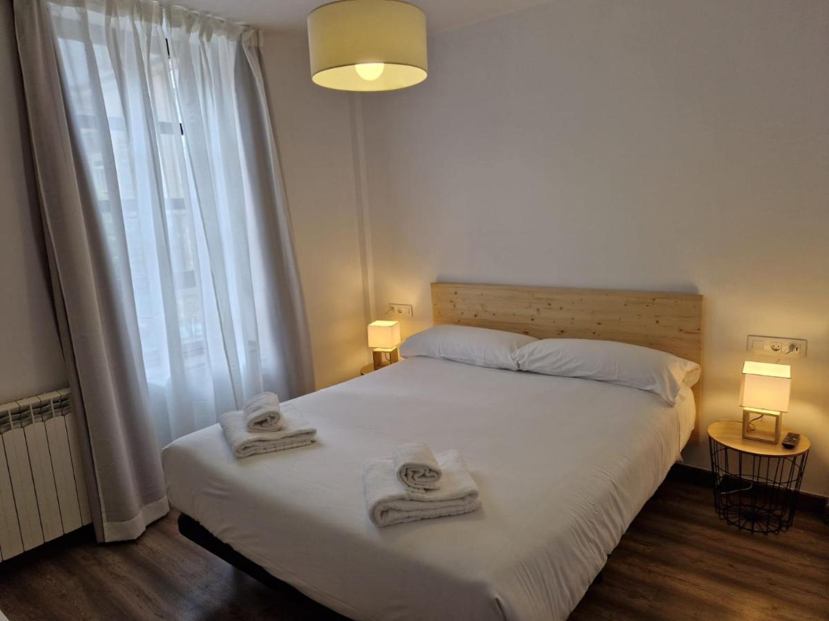 Eth Palai Aparthotel Vielha Eksteriør bilde